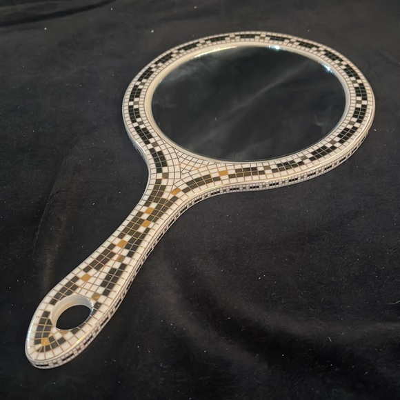 "Hello Beautiful" Bistro Retro Style Hand Mirror from Anthropologie - Picture 4 of 8